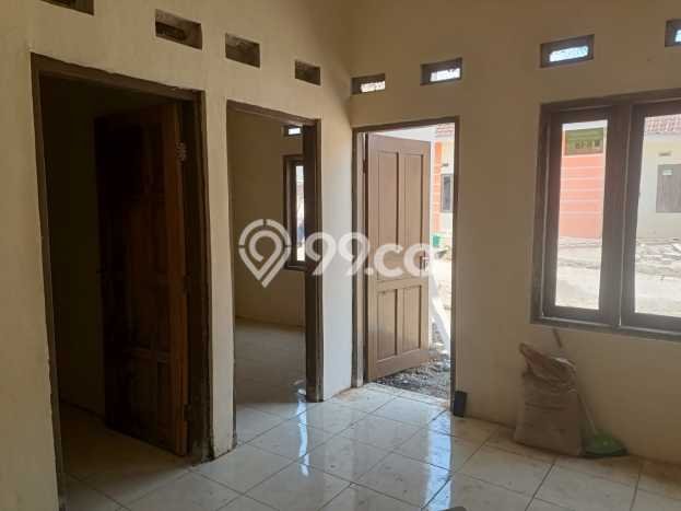 Rumah Strategis 2 KT Luas Tanah 60m2m² di Jaten, Karanganyar Rumah Strategis 2 KT Luas Tanah 60m2m² di Jaten, Karanganyar