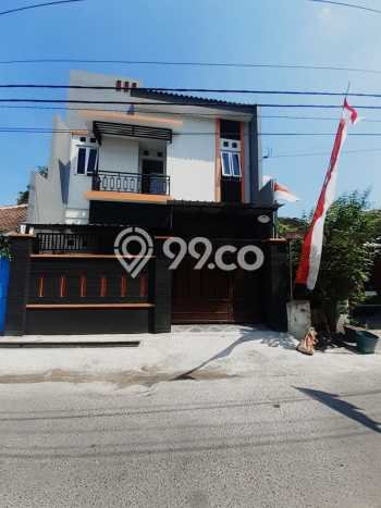 Rumah Kost untuk Dijual di Mangkubumen dengan 10 KT, 10 KM, Luas 200m2 Rumah Kost untuk Dijual di Mangkubumen dengan 10 KT, 10 KM, Luas 200m2