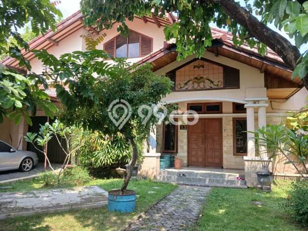 Dijual Rumah Premium dengan Fasilitas Sekitar Lengkap di Laweyan, Solo Dijual Rumah Premium dengan Fasilitas Sekitar Lengkap di Laweyan, Solo