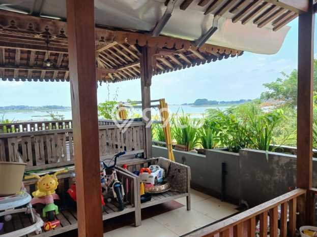 LOKASI PREMIUM! Rumah Berkembang area Sambi, Luas 608m² Bangunan 400m² LOKASI PREMIUM! Rumah Berkembang area Sambi, Luas 608m² Bangunan 400m²