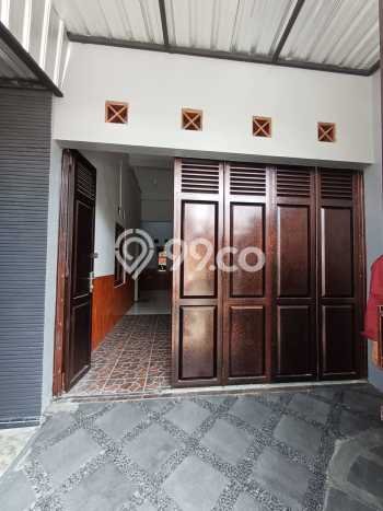 Rumah Kost untuk Dijual di Mangkubumen dengan 10 KT, 10 KM, Luas 200m2 Rumah Kost untuk Dijual di Mangkubumen dengan 10 KT, 10 KM, Luas 200m2