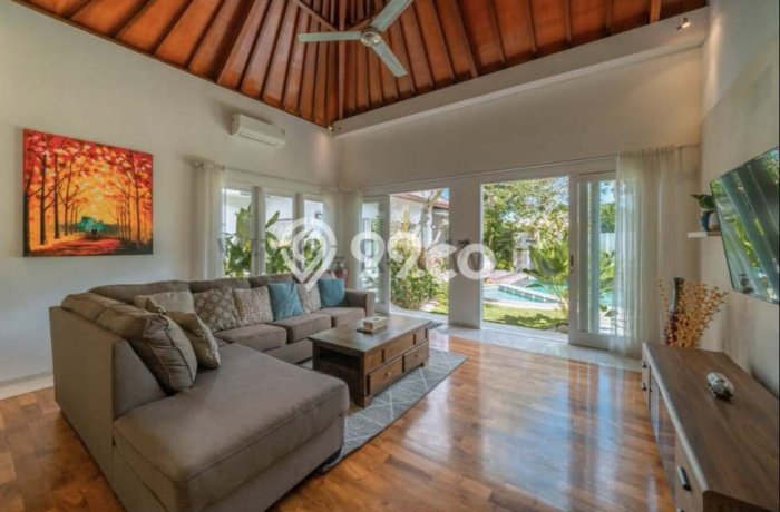 DIJUAL! Vila Kawasan , Area 400m2m², Dekat Mudah Fasilitas Umum DIJUAL! Vila Kawasan , Area 400m2m², Dekat Mudah Fasilitas Umum