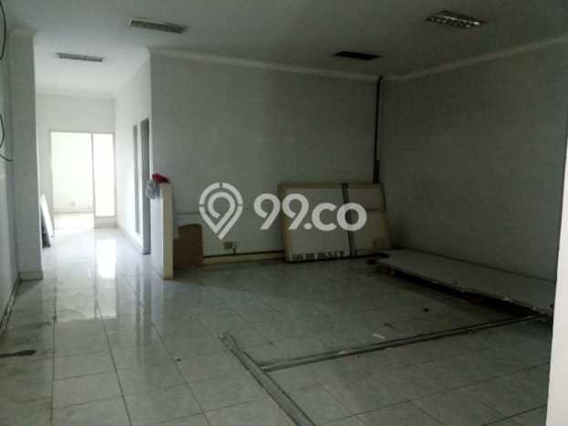 Disewakan Ruko komersial di Serengan luas bangunan 400m2 Disewakan Ruko komersial di Serengan luas bangunan 400m2