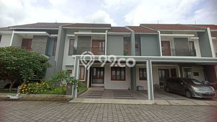 Lokasi strategis! Rumah siap huni dikontrakkan di Pabelan LB 200m2 Lokasi strategis! Rumah siap huni dikontrakkan di Pabelan LB 200m2