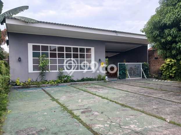 Dijual Rumah Premium dengan Fasilitas Sekitar Lengkap di Laweyan, Solo Dijual Rumah Premium dengan Fasilitas Sekitar Lengkap di Laweyan, Solo
