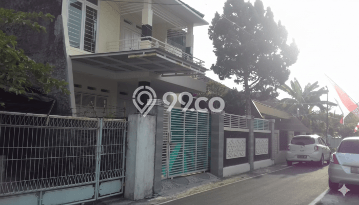 Rumah Strategis Modern Lb 262m2 di Manahan, Solo Rumah Strategis Modern Lb 262m2 di Manahan, Solo