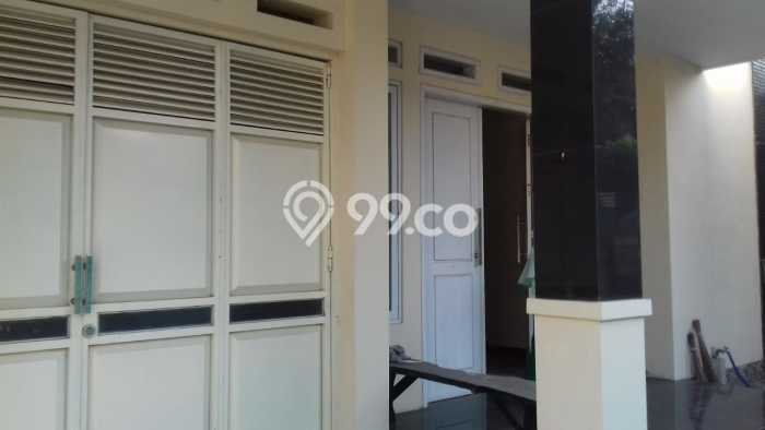 Rumah Strategis Modern Lb 262m2 di Manahan, Solo Rumah Strategis Modern Lb 262m2 di Manahan, Solo