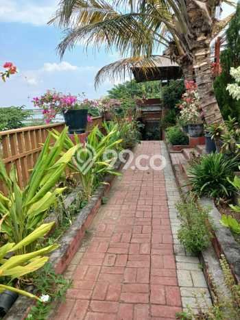 LOKASI PREMIUM! Rumah Berkembang area Sambi, Luas 608m² Bangunan 400m² LOKASI PREMIUM! Rumah Berkembang area Sambi, Luas 608m² Bangunan 400m²