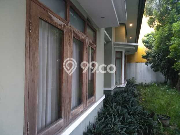 Siap Huni Rumah Mewah 6 Kamar di Laweyan Dekat ke Mana Saja Siap Huni Rumah Mewah 6 Kamar di Laweyan Dekat ke Mana Saja