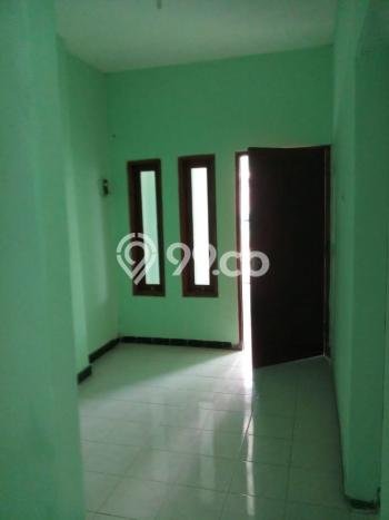 Disewakan Cepat Rumah Kondisi Baik di Kawasan Solo Baru, Solo Disewakan Cepat Rumah Kondisi Baik di Kawasan Solo Baru, Solo