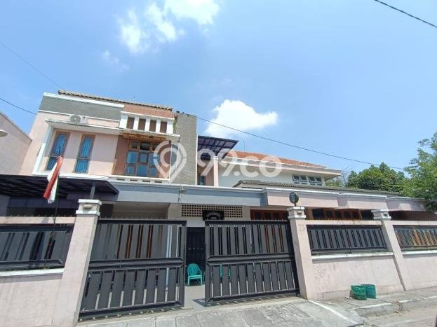 Dijual Hunian Mewah dengan Fasilitas Sekitar Lengkap di Serengan, Solo Dijual Hunian Mewah dengan Fasilitas Sekitar Lengkap di Serengan, Solo