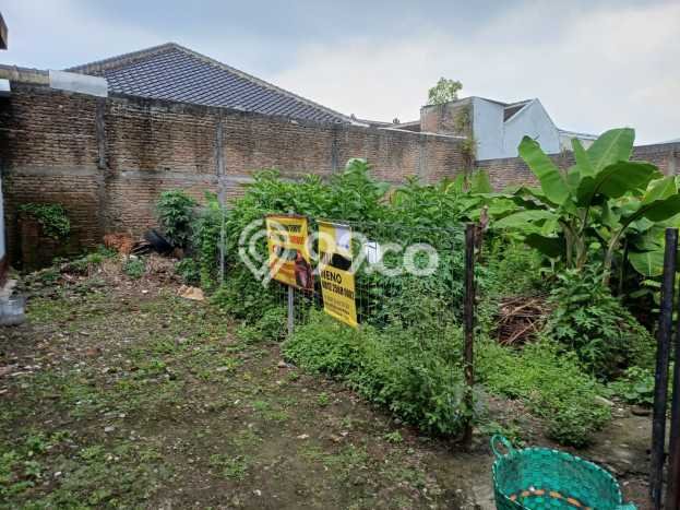 Lahan Kosong Dijual di Banjarsari, Solo, Luas 100m2 Area Strategis Lahan Kosong Dijual di Banjarsari, Solo, Luas 100m2 Area Strategis