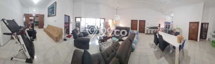 Ruko untuk disewa di Karanganyar punya LT 685m2 & LB 500m2 harga sewa kompetitif Ruko untuk disewa di Karanganyar punya LT 685m2 & LB 500m2 harga sewa kompetitif