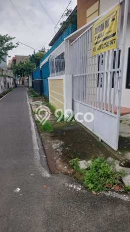 For Sale Rumah 3 Kamar Lokasi Strategis Bagus dan Strategis di Serengan For Sale Rumah 3 Kamar Lokasi Strategis Bagus dan Strategis di Serengan
