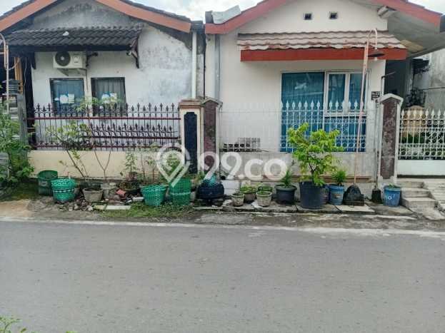 Rumah Strategis Minimalis Lb 129m2 di Jebres, Surakarta Rumah Strategis Minimalis Lb 129m2 di Jebres, Surakarta
