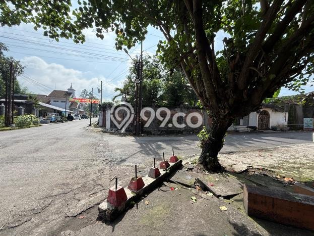 For Sale Rumah Elit Exclusive di Laweyan, Surakarta For Sale Rumah Elit Exclusive di Laweyan, Surakarta