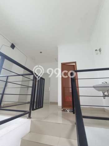 Lokasi strategis! Rumah siap huni disewakan di Colomadu LB 126m2 Lokasi strategis! Rumah siap huni disewakan di Colomadu LB 126m2