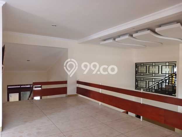 Rumah Eksklusif Dijual LT 1081m2 di Laweyan, Surakarta Rumah Eksklusif Dijual LT 1081m2 di Laweyan, Surakarta