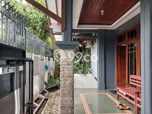 Dijual Cepat Rumah Bagus Siap Huni LB 150m2 di Laweyan, Surakarta Dijual Cepat Rumah Bagus Siap Huni LB 150m2 di Laweyan, Surakarta