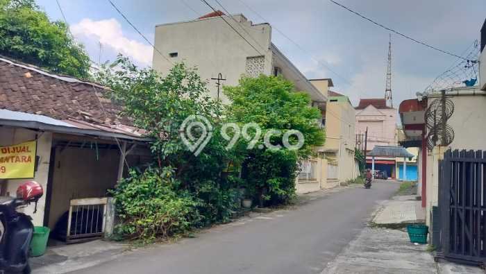 Tanah Dijual Lokasi Banjarsari, Surakarta Luas 109m2 Legalitas Aman Tanah Dijual Lokasi Banjarsari, Surakarta Luas 109m2 Legalitas Aman