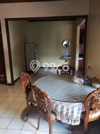 Dijual Rumah Mewah Elegan Dengan View Cantik di Buah Batu, Bandung Dijual Rumah Mewah Elegan Dengan View Cantik di Buah Batu, Bandung