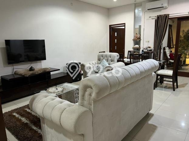 Rumah Luxury Modern Tanpa Renovasi di Buah Batu Bandung Rumah Luxury Modern Tanpa Renovasi di Buah Batu Bandung