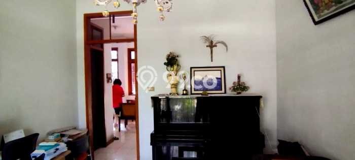 Hunian Elit LB 240m2 Siap Huni Desain Elegan di Pajajaran, Bandung Hunian Elit LB 240m2 Siap Huni Desain Elegan di Pajajaran, Bandung