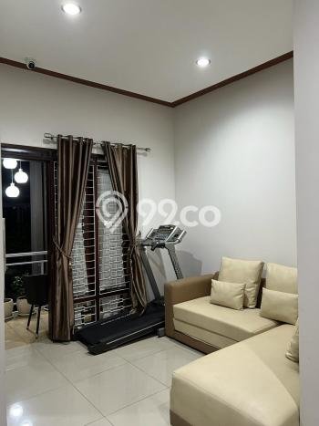 Rumah Luxury Modern Tanpa Renovasi di Buah Batu Bandung Rumah Luxury Modern Tanpa Renovasi di Buah Batu Bandung