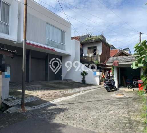 Jual Rumah Luas Elegan Dengan View Cantik di Buah Batu, Bandung Jual Rumah Luas Elegan Dengan View Cantik di Buah Batu, Bandung