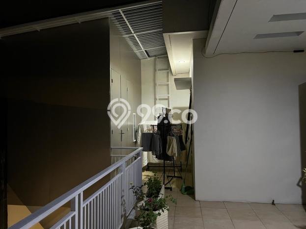 Rumah Luxury Modern Tanpa Renovasi di Buah Batu Bandung Rumah Luxury Modern Tanpa Renovasi di Buah Batu Bandung