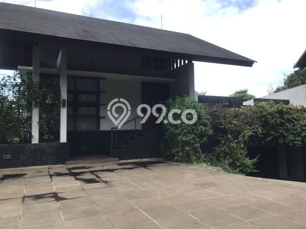 Rumah Elit Modern Tanpa Renovasi di Dago Pakar Bandung Rumah Elit Modern Tanpa Renovasi di Dago Pakar Bandung