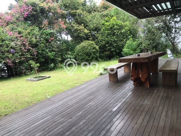 Rumah Elit Modern Tanpa Renovasi di Dago Pakar Bandung Rumah Elit Modern Tanpa Renovasi di Dago Pakar Bandung