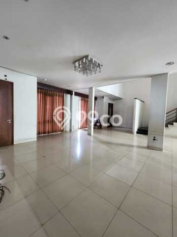 Ruko Dijual di Bandung LT 300m2 & LB 540m2 Lokasi Terbaik! Ruko Dijual di Bandung LT 300m2 & LB 540m2 Lokasi Terbaik!