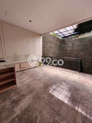 Ruko Bagus Dijual di Kota Baru Parahyangan Bandung Strategis Cocok untuk Kembangkan Bisnis Ruko Bagus Dijual di Kota Baru Parahyangan Bandung Strategis Cocok untuk Kembangkan Bisnis