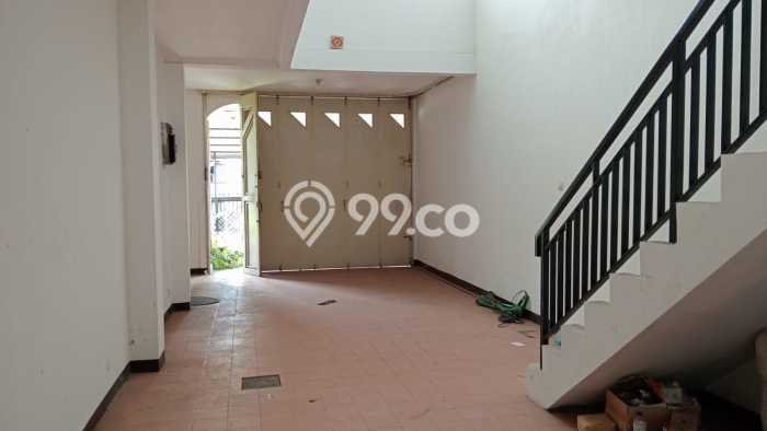 Hunian Elit LB 500m2 Siap Pakai Desain Elegan di Cibogo, Bandung Hunian Elit LB 500m2 Siap Pakai Desain Elegan di Cibogo, Bandung