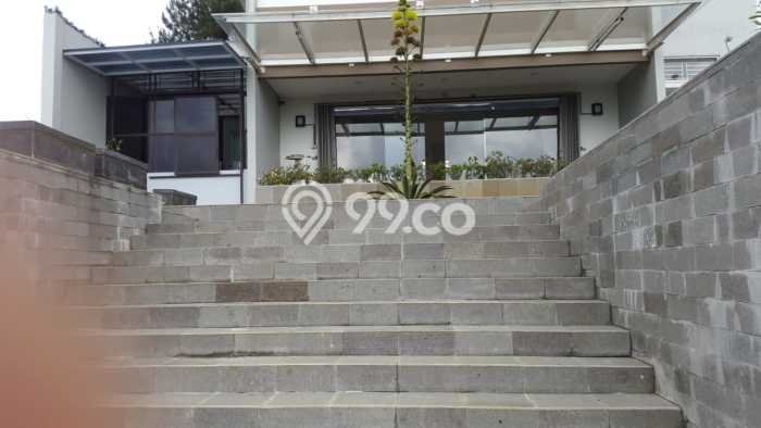 Vila di , Luas 930m2m², Ideal untuk hunian Anda Vila di , Luas 930m2m², Ideal untuk hunian Anda
