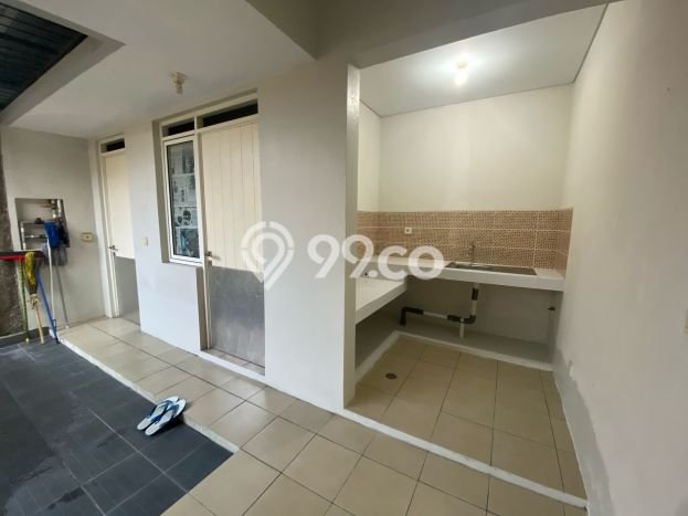 Disewakan! Rumah 3 Kamar Tidur &
1 Kamar Mandi di Kota Baru Parahyangan, Bandung Disewakan! Rumah 3 Kamar Tidur &
1 Kamar Mandi di Kota Baru Parahyangan, Bandung