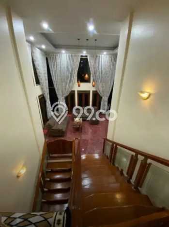 Investasi Menjanjikan! Vila Kawasan , Area 668m2m², Lokasi Strategis Investasi Menjanjikan! Vila Kawasan , Area 668m2m², Lokasi Strategis