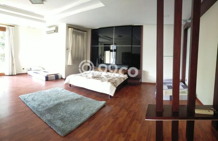Dijual Rumah Luas Elegan Dengan View Cantik di ciumbuleuit, Bandung Dijual Rumah Luas Elegan Dengan View Cantik di ciumbuleuit, Bandung