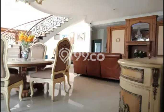 Ready to Use! Premium House LT 568m2 Desain Elegan di Cipaganti Ready to Use! Premium House LT 568m2 Desain Elegan di Cipaganti
