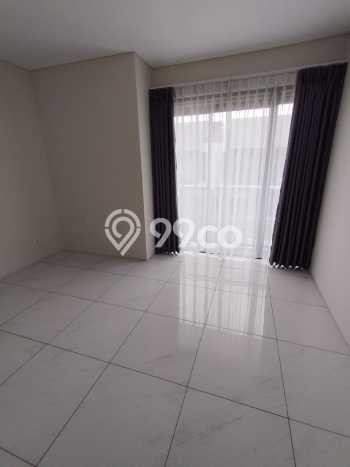 Disewakan! Rumah 3 Kamar Tidur &
2 Kamar Mandi di Kota Baru Parahyangan, Bandung Disewakan! Rumah 3 Kamar Tidur &
2 Kamar Mandi di Kota Baru Parahyangan, Bandung