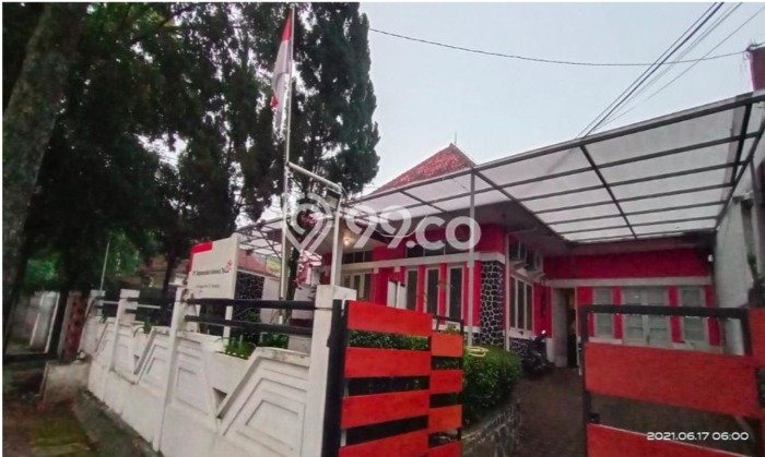 Untuk Disewa Komersial di Bandung Wetan Bandung LT 685m2, LB 405m2 Untuk Disewa Komersial di Bandung Wetan Bandung LT 685m2, LB 405m2