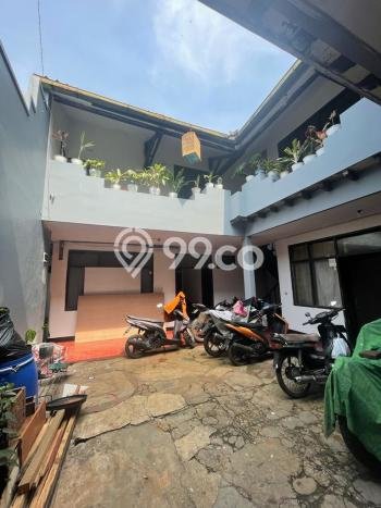 Rumah Kost untuk Dijual di Bandung Wetan dengan 19 KT, 8 KM, Luas 384m2 Rumah Kost untuk Dijual di Bandung Wetan dengan 19 KT, 8 KM, Luas 384m2