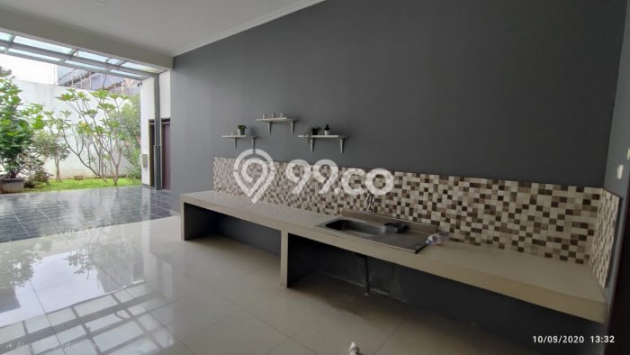 Hunian Mewah LB 400m2 Siap Pakai Desain Elegan di Mekar Wangi, Bandung Hunian Mewah LB 400m2 Siap Pakai Desain Elegan di Mekar Wangi, Bandung