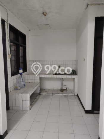 Rumah Modern 2 Kamar LT 130m2 di Taman Kopo Indah Rumah Modern 2 Kamar LT 130m2 di Taman Kopo Indah