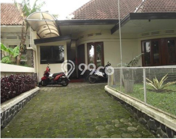 Lokasi strategis! Rumah siap pakai dikontrakkan di Bandung Wetan LB 453m2 Lokasi strategis! Rumah siap pakai dikontrakkan di Bandung Wetan LB 453m2