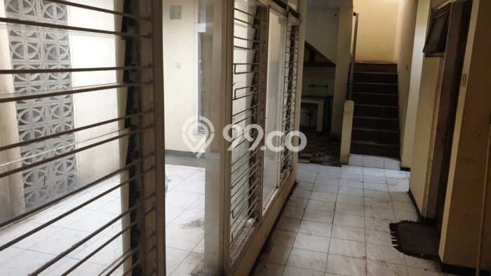 Disewakan! Rumah 5 Kamar Tidur &
2 Kamar Mandi di Turangga, Bandung Disewakan! Rumah 5 Kamar Tidur &
2 Kamar Mandi di Turangga, Bandung