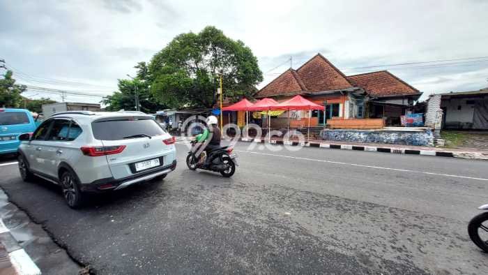 Siap Huni Hunian Elit 7 Kamar di Ngampilan Dekat ke Mana Saja Siap Huni Hunian Elit 7 Kamar di Ngampilan Dekat ke Mana Saja