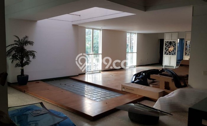 FOR SALE! Komersial di Cicendo Bandung, LT 2100m2, LB 1500m2 FOR SALE! Komersial di Cicendo Bandung, LT 2100m2, LB 1500m2