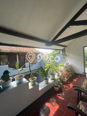 Rumah Kost untuk Dijual di Bandung Wetan dengan 19 KT, 8 KM, Luas 384m2 Rumah Kost untuk Dijual di Bandung Wetan dengan 19 KT, 8 KM, Luas 384m2